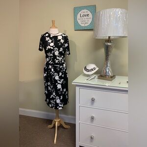 COPY - Michael Edward’s short sleeve dress. Black and white